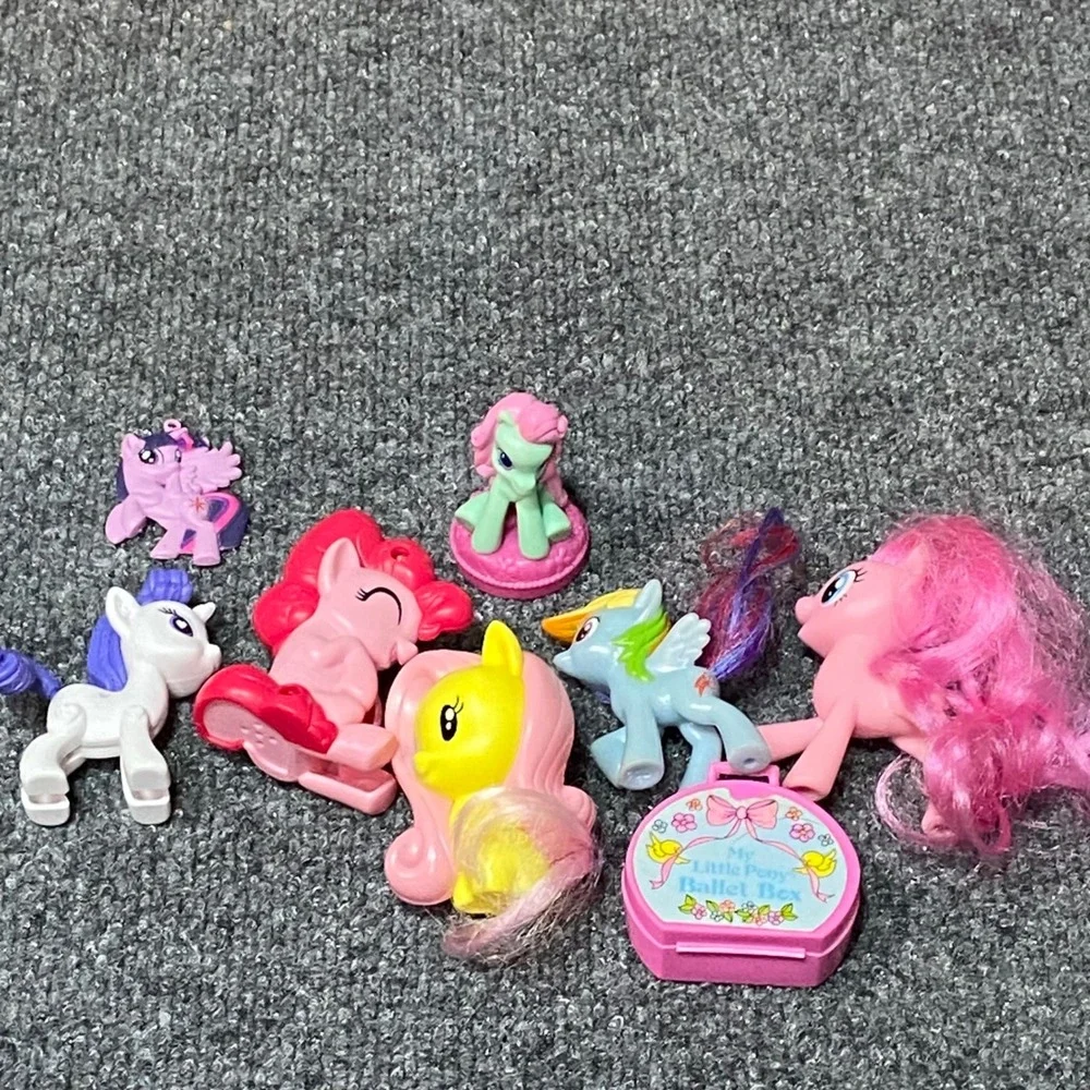 My Little Pony Toys Lot Vintage Ponies and Ballet Box Accessories‎ 8 pcs